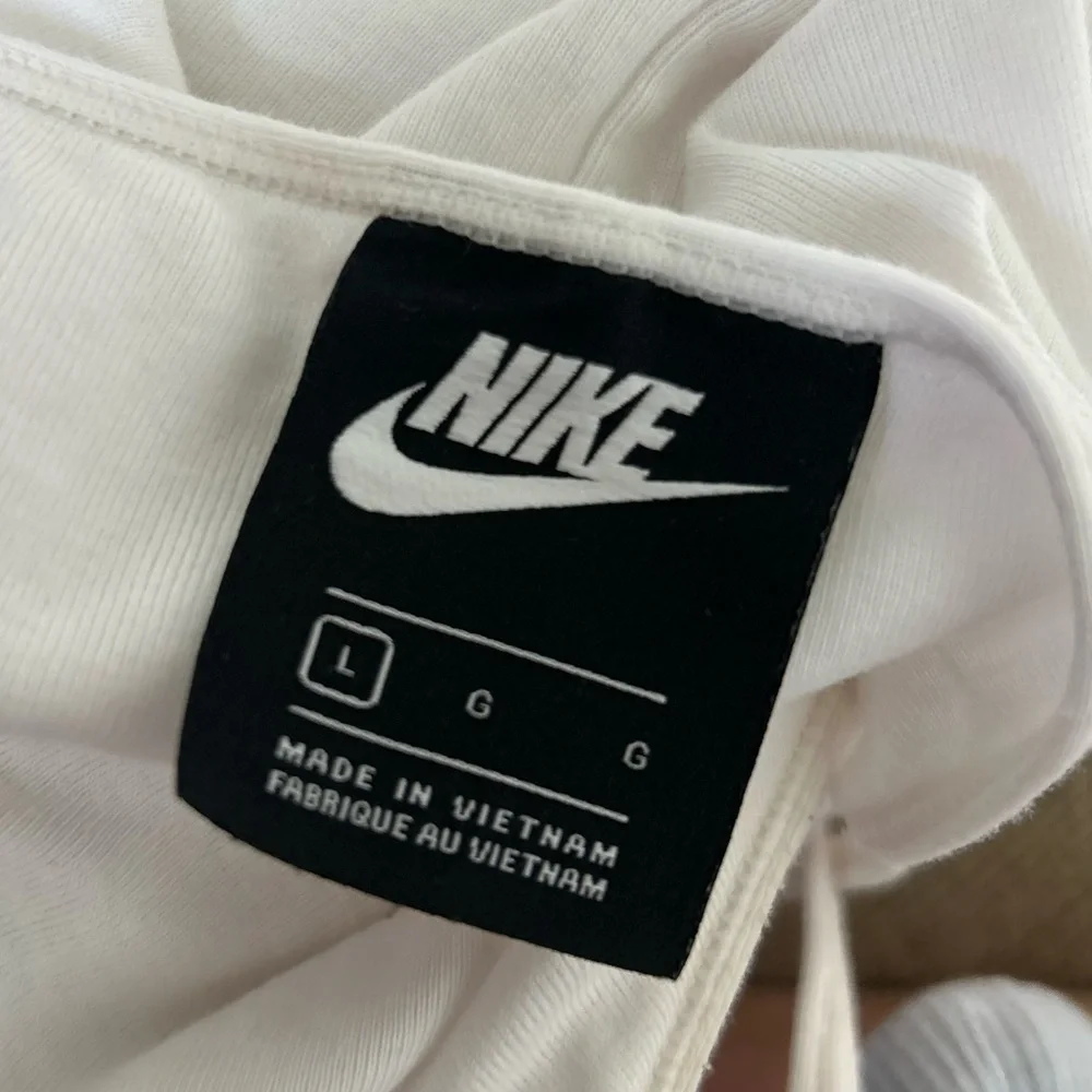 Nike Women's White Camisole/Tank Top Size Large